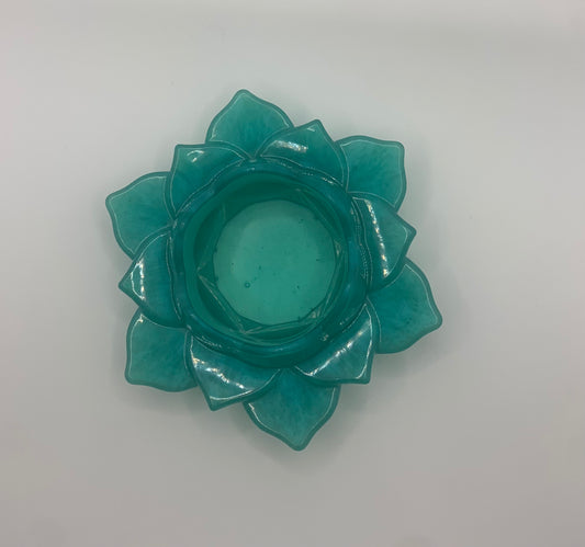 Lotus flower tealight candle holder